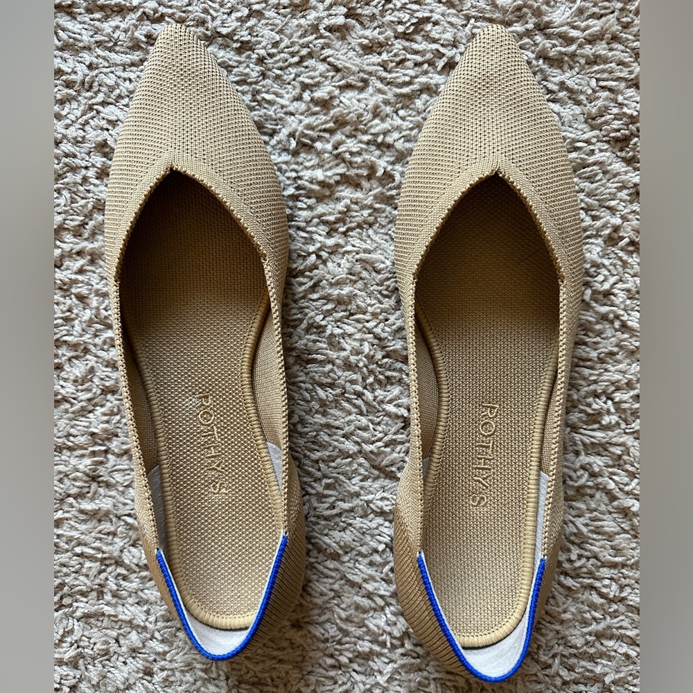 Rothy’s The Point flat in Ecru